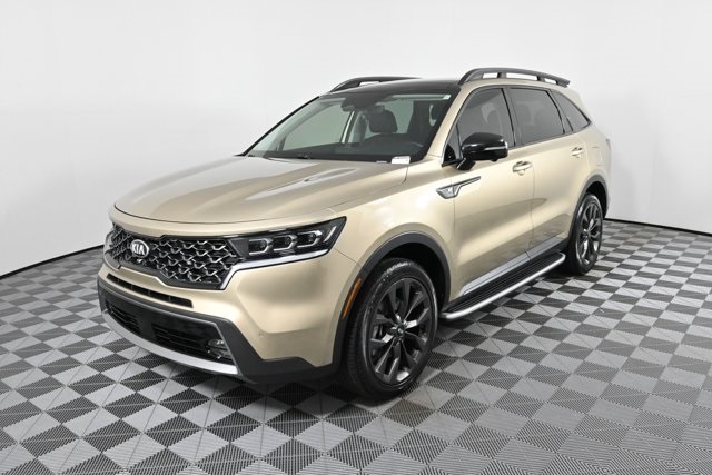 used 2021 Kia Sorento car, priced at $28,874