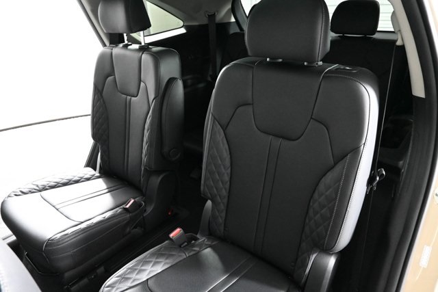 used 2021 Kia Sorento car, priced at $28,874