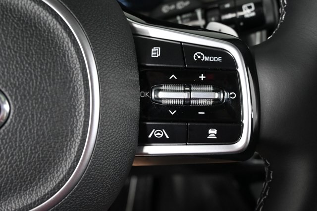 used 2021 Kia Sorento car, priced at $28,874
