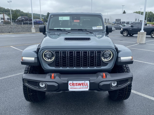 new 2025 Jeep Gladiator car, priced at $42,656