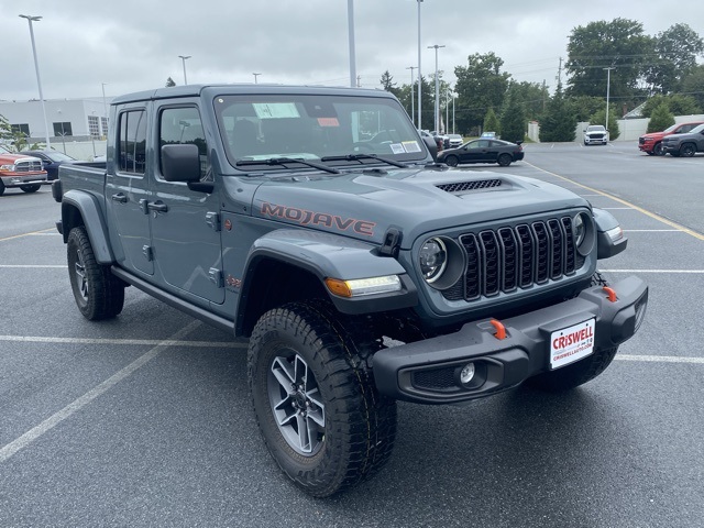 new 2025 Jeep Gladiator car, priced at $42,656