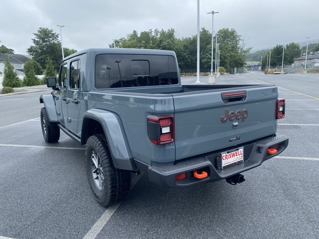 new 2025 Jeep Gladiator car, priced at $42,656