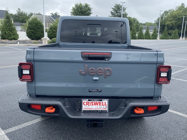 new 2025 Jeep Gladiator car, priced at $42,656