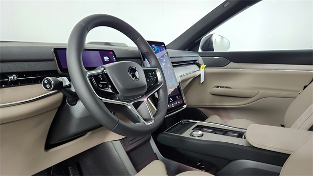 new 2025 Volvo EX90 car, priced at $87,970