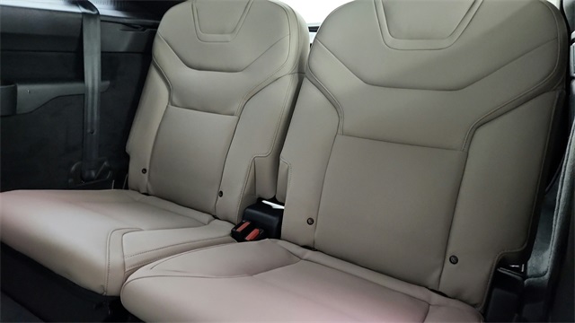 new 2025 Volvo EX90 car, priced at $87,970