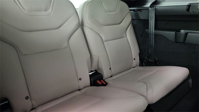 new 2025 Volvo EX90 car, priced at $87,970