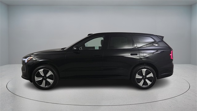new 2025 Volvo EX90 car, priced at $87,970