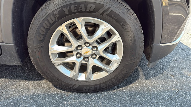 used 2021 Chevrolet Traverse car, priced at $25,800