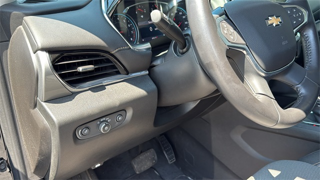used 2021 Chevrolet Traverse car, priced at $25,800