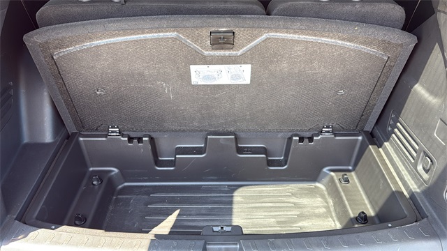 used 2021 Chevrolet Traverse car, priced at $25,800