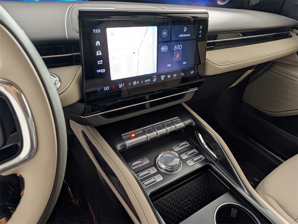 new 2025 Lincoln Nautilus car, priced at $53,026