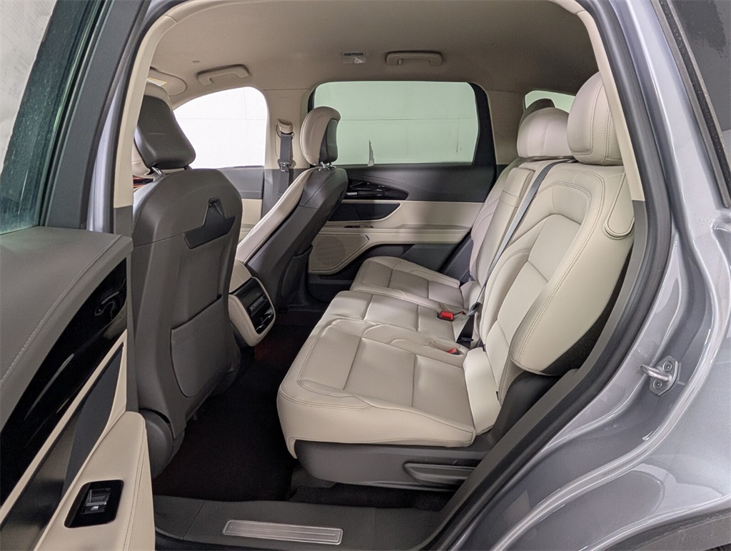 new 2025 Lincoln Nautilus car, priced at $53,026
