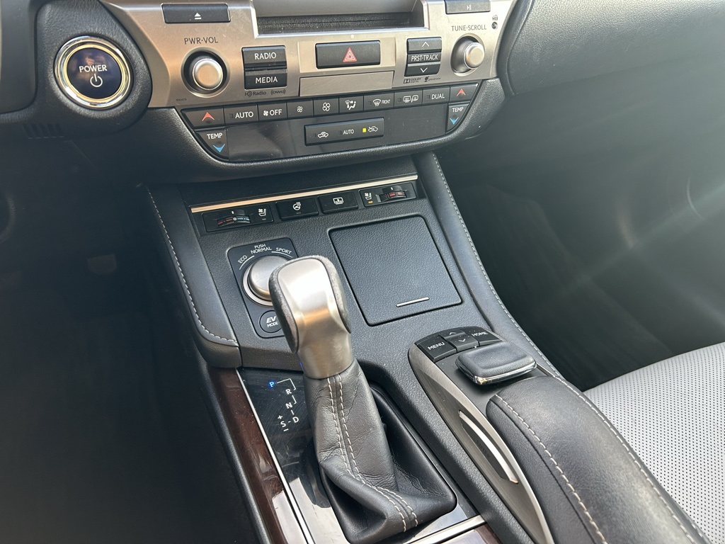 used 2016 Lexus ES car, priced at $13,116