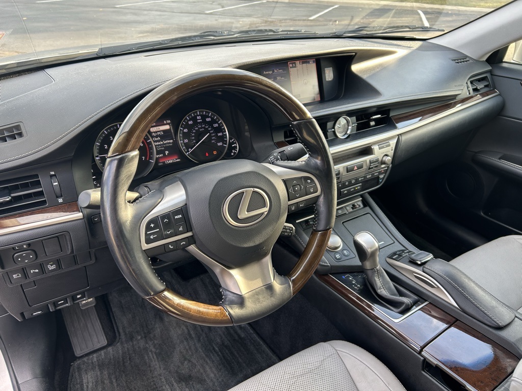 used 2016 Lexus ES car, priced at $13,116