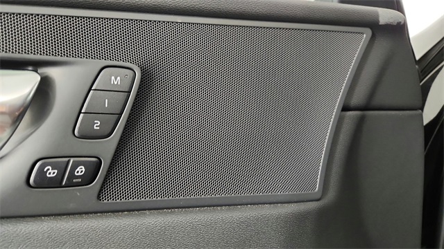 new 2025 Volvo XC60 Plug-In Hybrid car, priced at $62,075