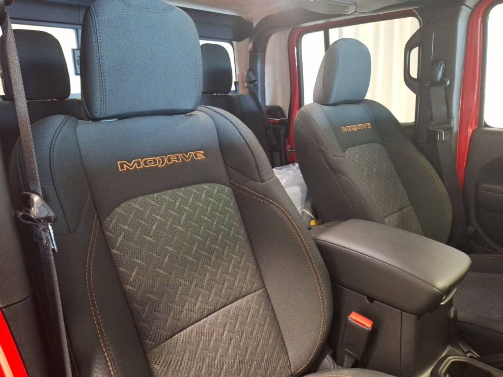 new 2025 Jeep Gladiator car, priced at $48,499