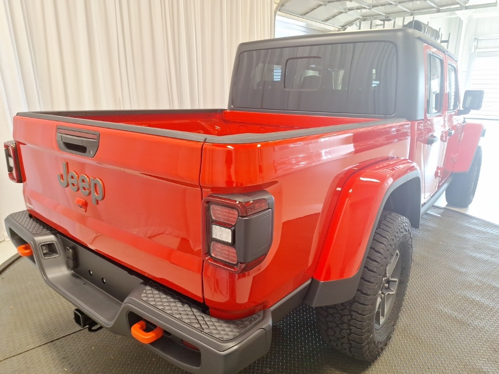 new 2025 Jeep Gladiator car, priced at $48,499