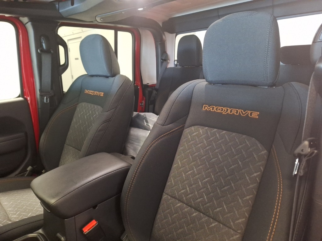 new 2025 Jeep Gladiator car, priced at $48,499