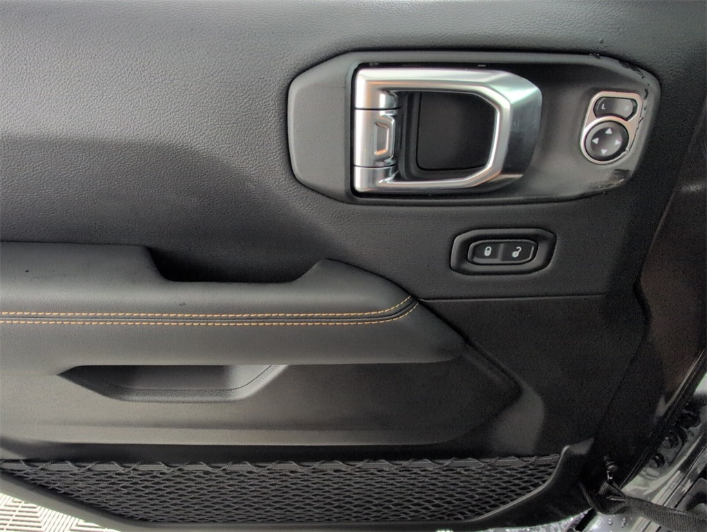 new 2025 Jeep Wrangler car, priced at $48,120