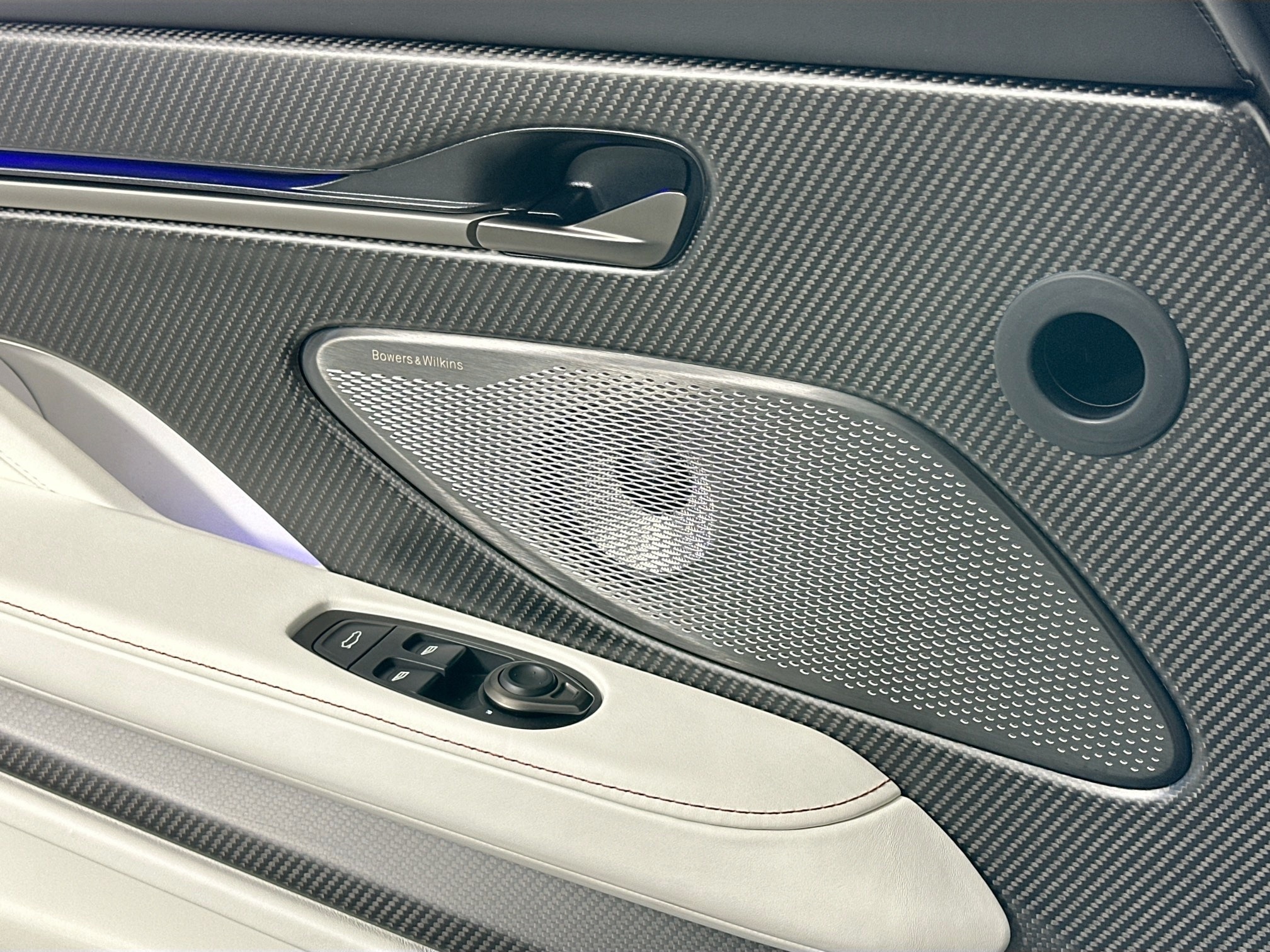 new 2026 Aston Martin Vanquish car, priced at $520,800