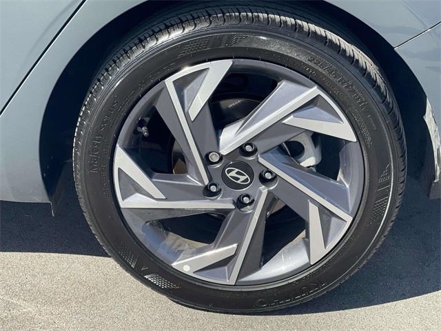 new 2025 Hyundai Elantra car, priced at $23,215