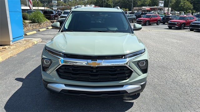 new 2026 Chevrolet TrailBlazer car, priced at $27,050