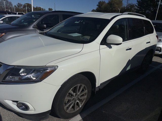 used 2015 Nissan Pathfinder car, priced at $11,411
