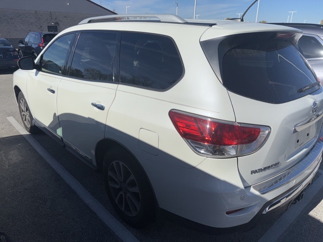 used 2015 Nissan Pathfinder car, priced at $11,411