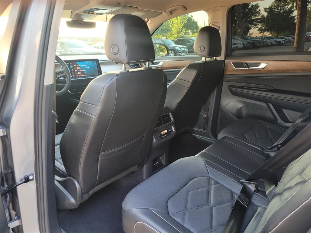 used 2024 Volkswagen Atlas car, priced at $30,824