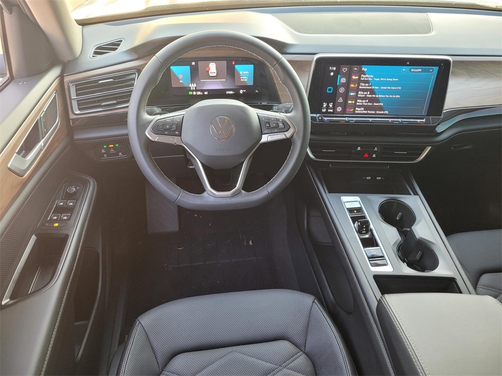 used 2024 Volkswagen Atlas car, priced at $30,824