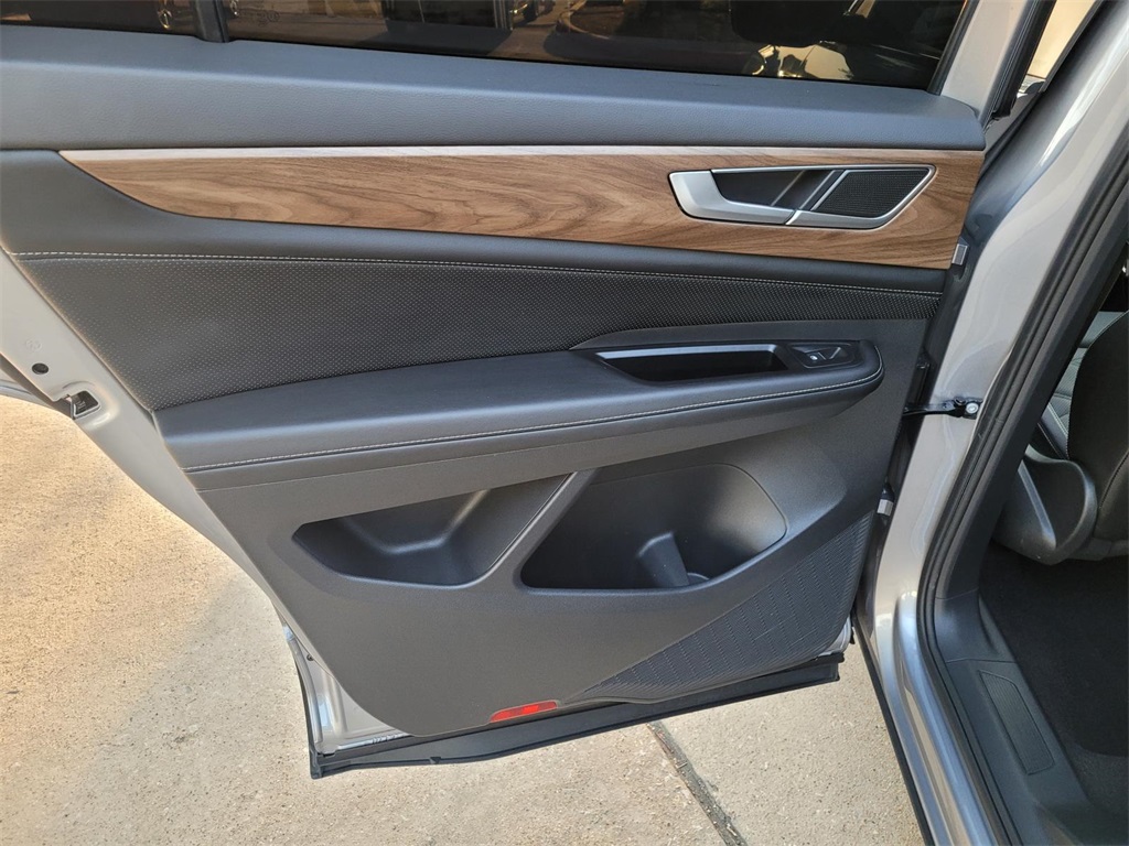 used 2024 Volkswagen Atlas car, priced at $30,824