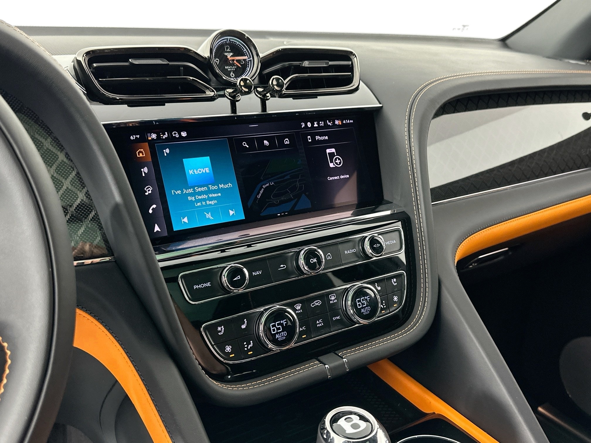 new 2025 Bentley Bentayga car