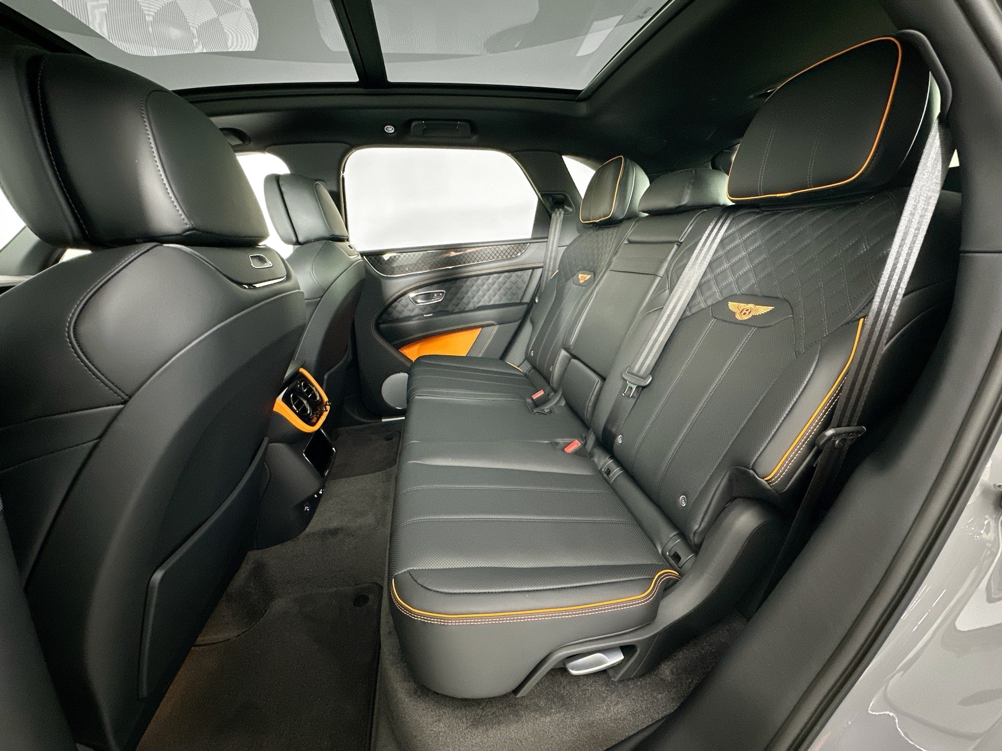 new 2025 Bentley Bentayga car