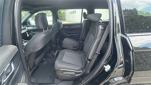 new 2025 Jeep Grand Cherokee L car, priced at $44,565