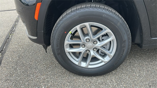 new 2025 Jeep Grand Cherokee L car, priced at $44,565