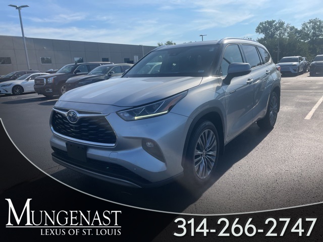 used 2021 Toyota Highlander Hybrid car, priced at $37,440