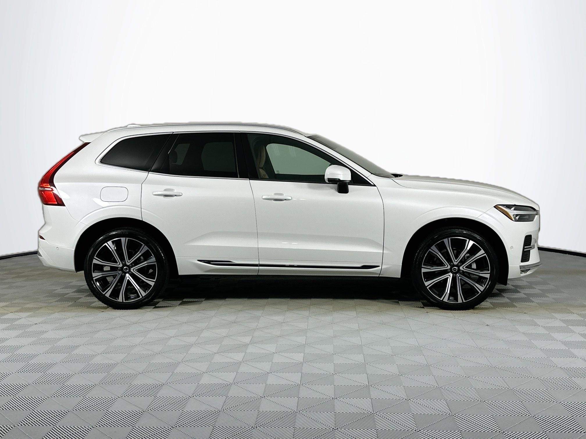 used 2023 Volvo XC60 car, priced at $35,995