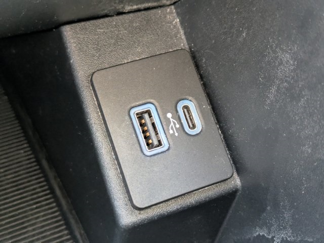 used 2023 Ford Edge car, priced at $19,328