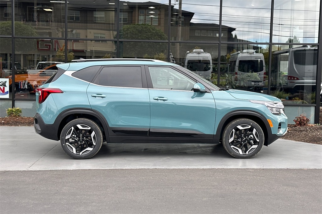 new 2026 Kia Seltos car, priced at $32,975