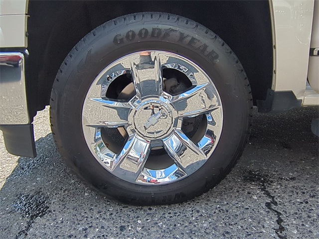 used 2015 Chevrolet Silverado 1500 car, priced at $24,511