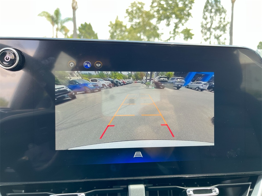 new 2025 Chevrolet Equinox car, priced at $29,720