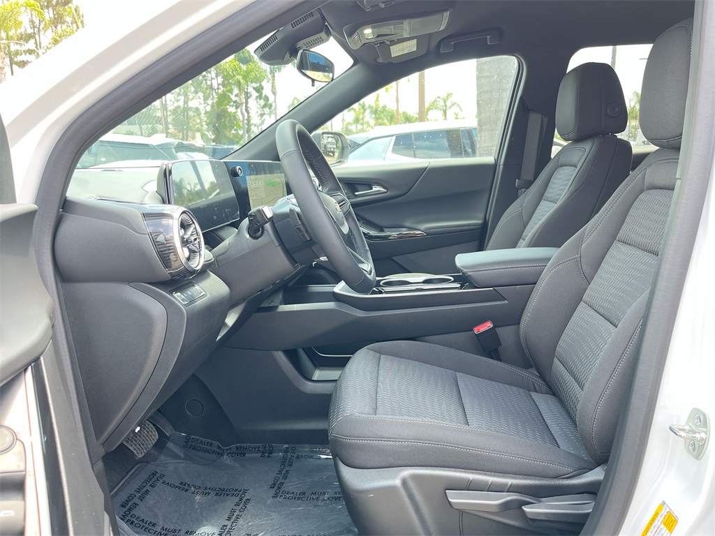 new 2025 Chevrolet Equinox car, priced at $29,720
