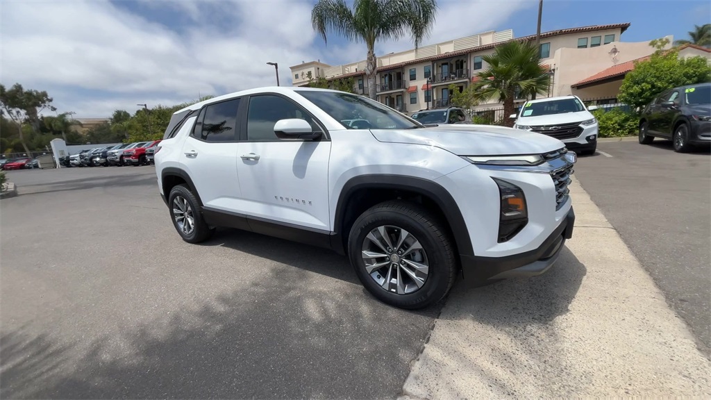 new 2025 Chevrolet Equinox car, priced at $29,720
