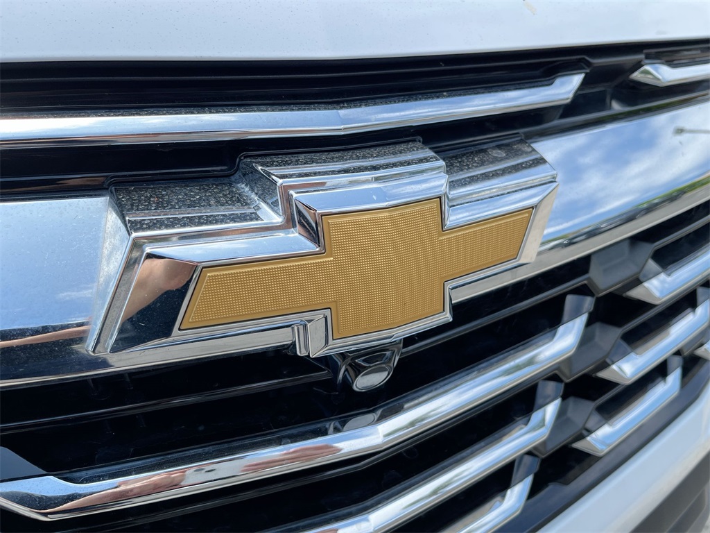 new 2025 Chevrolet Equinox car, priced at $29,720