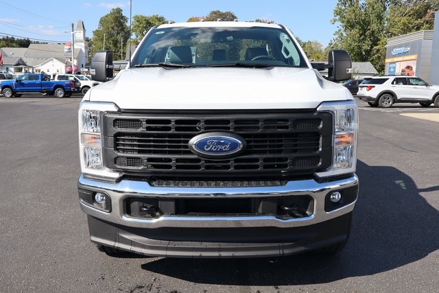 new 2026 Ford F-350SD car, priced at $53,426