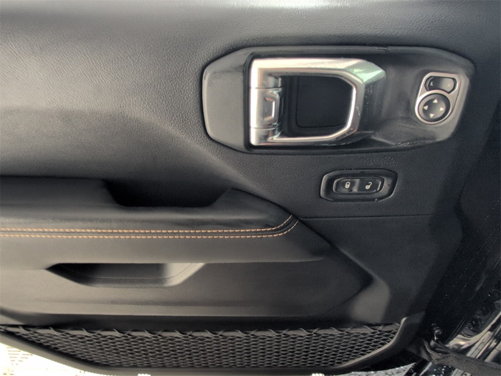 new 2025 Jeep Wrangler car, priced at $51,215