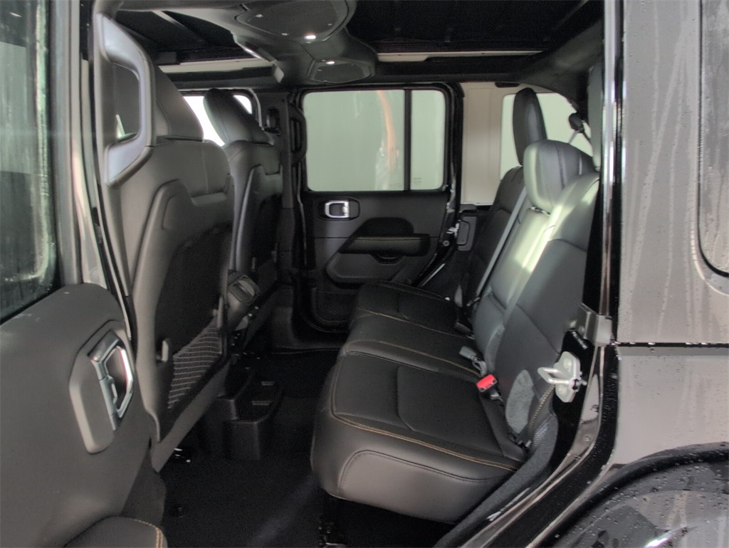new 2025 Jeep Wrangler car, priced at $51,215