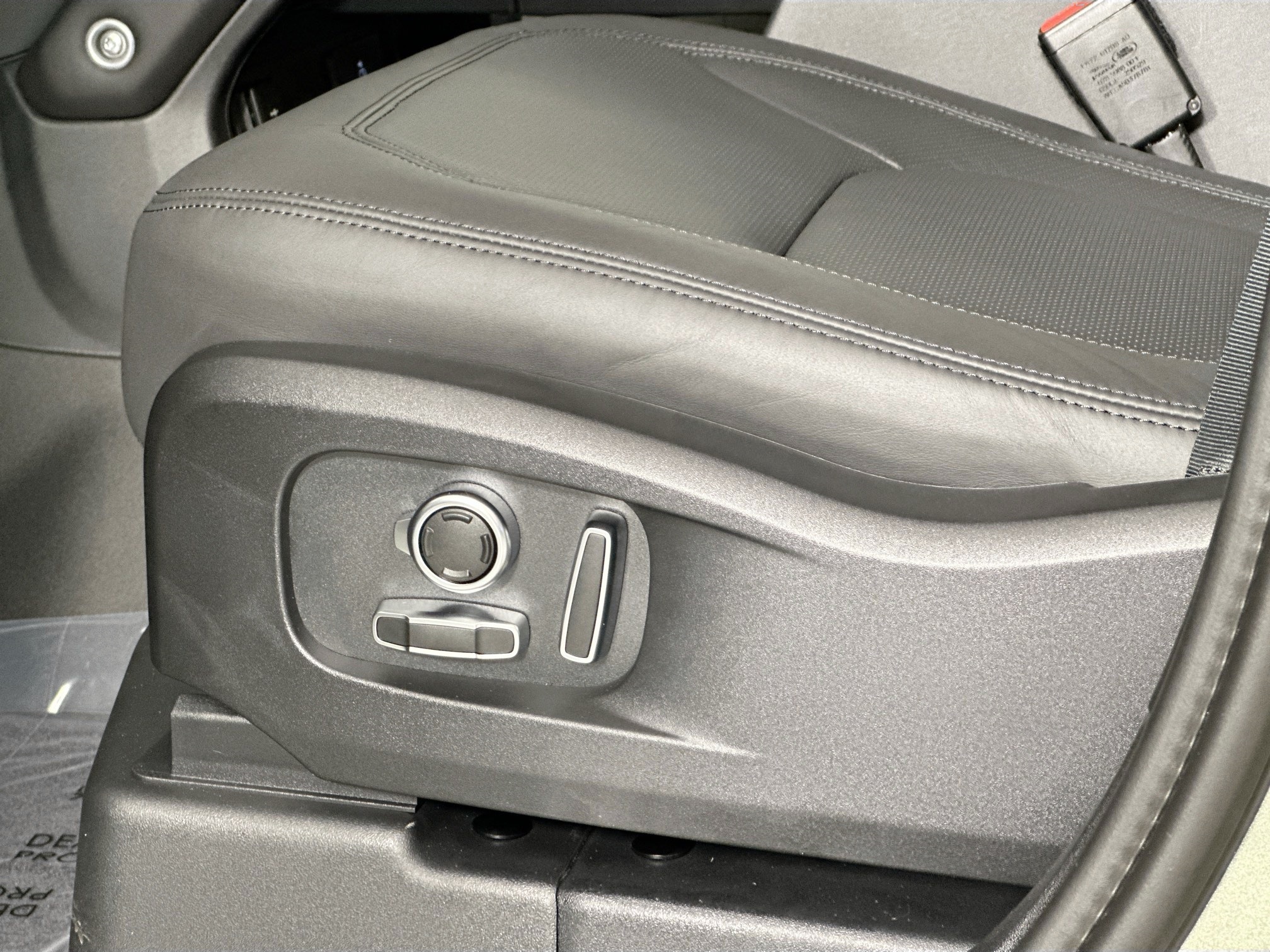 new 2025 Land Rover Defender 130 car, priced at $91,968