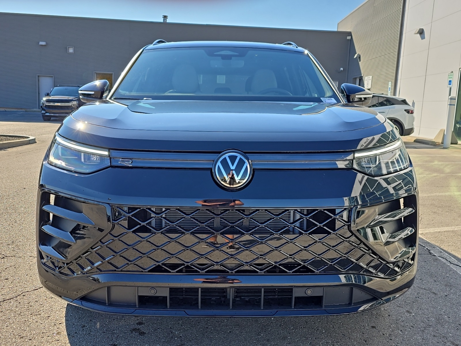 new 2025 Volkswagen Tiguan car, priced at $37,780