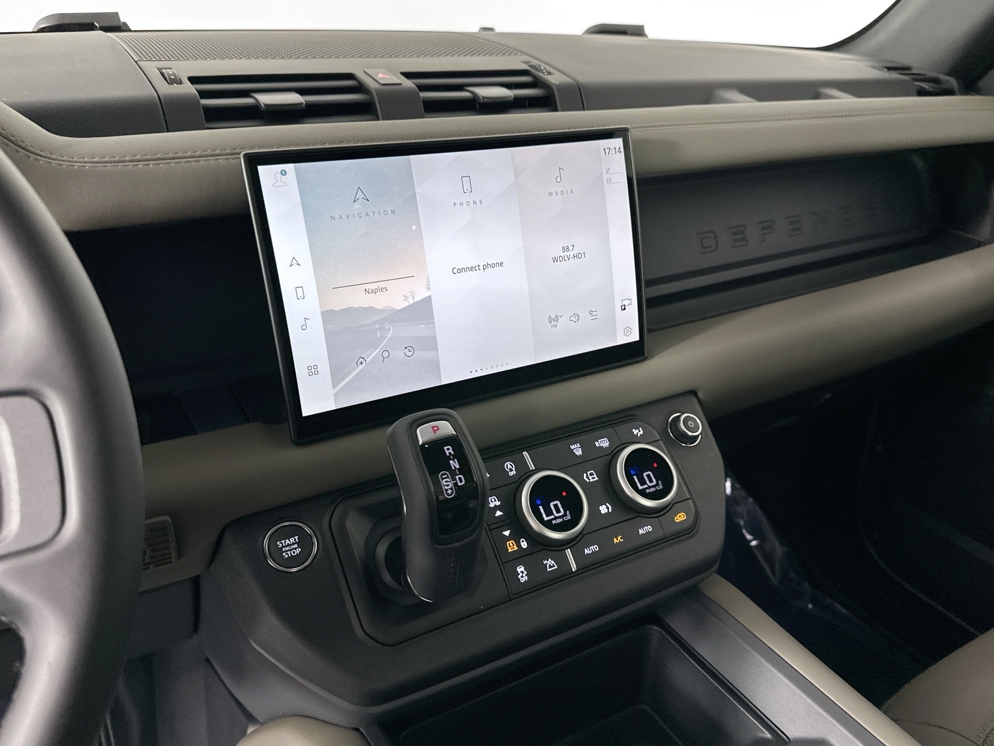 new 2025 Land Rover Defender 110 car, priced at $82,133